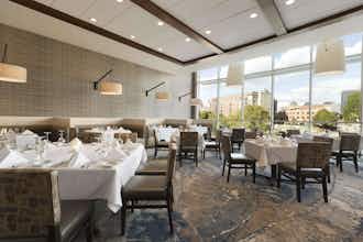 Hotel Embassy Suites by Hilton Greenville Downtown Riverplace photo 5