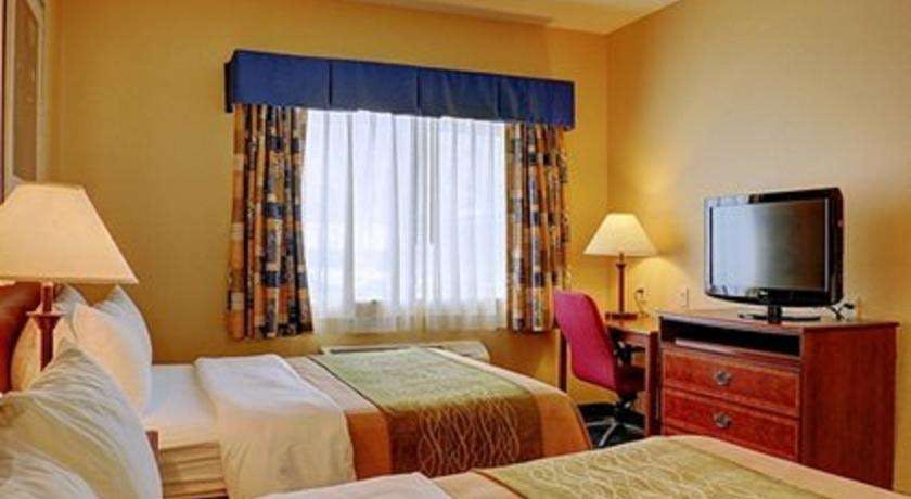 Hotel TownePlace Suites by Marriott Hadley Amherst photo 1