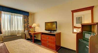 Hotel TownePlace Suites by Marriott Hadley Amherst photo 4