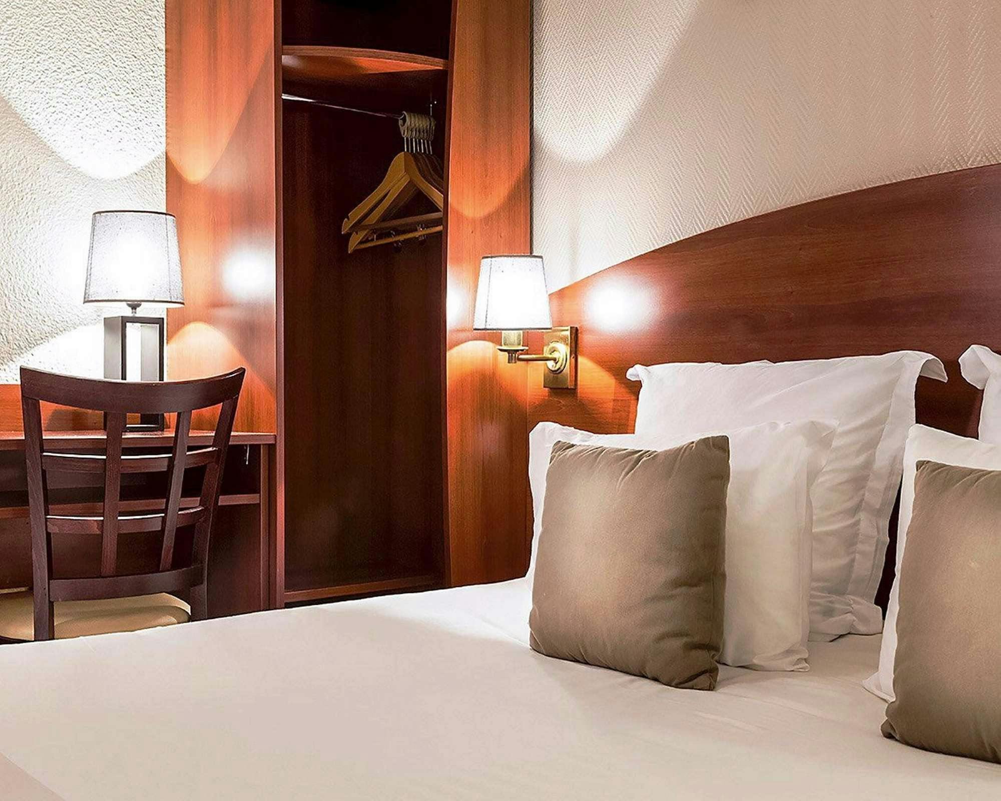 Hotel Comfort Hotel Cachan Paris Sud photo 5