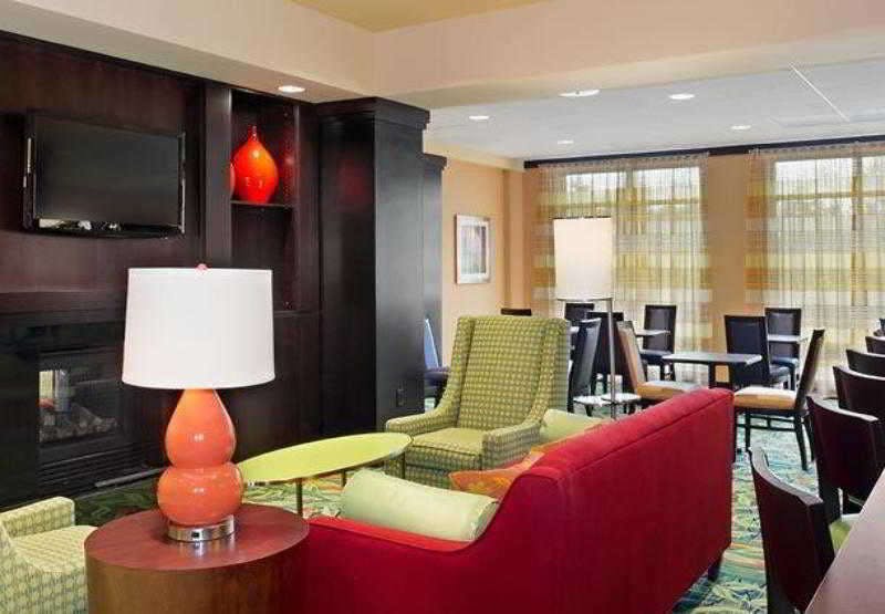 Hotel Fairfield by Marriott Inn & Suites Tacoma Puyallup photo 3
