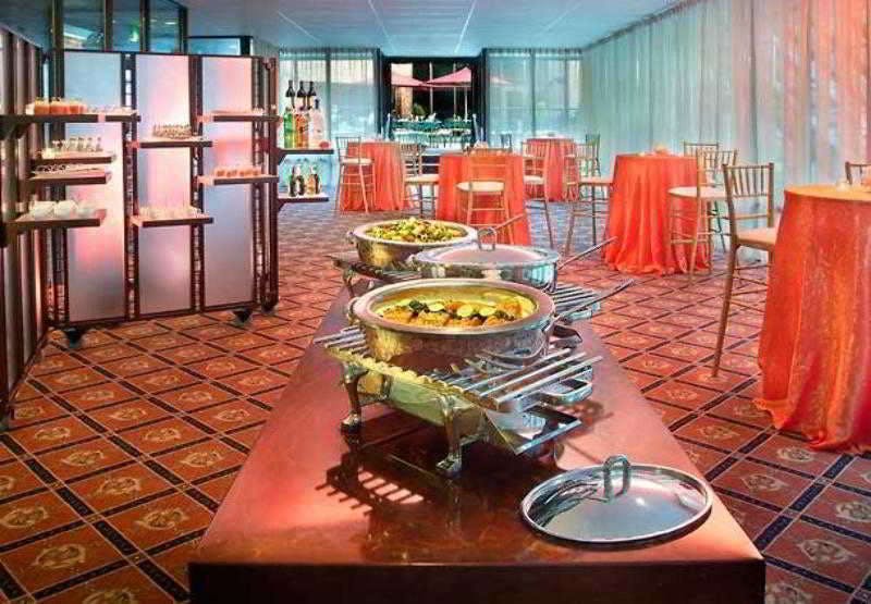 Hotel Marriott Princeton at Forrestal photo 2