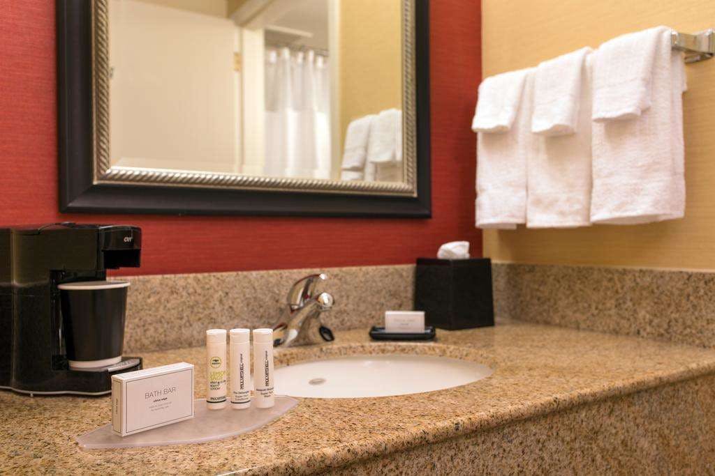 Hotel Courtyard San Francisco Larkspur Landing - Marin County photo 3