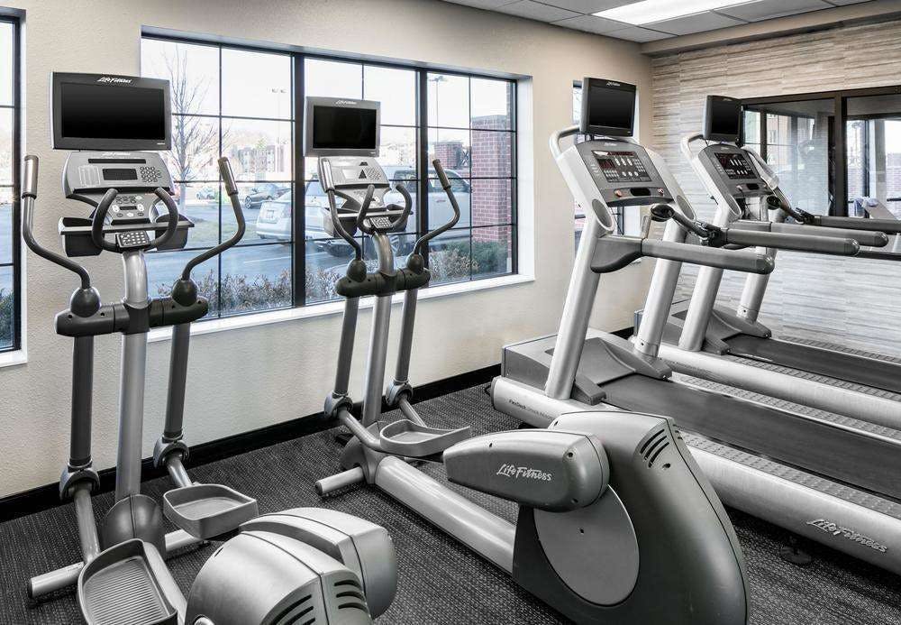 Courtyard Omaha Aksarben Village