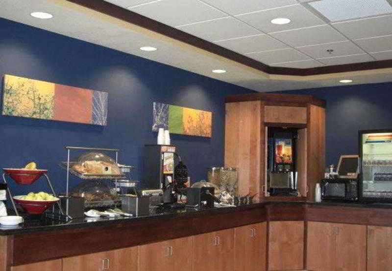 Hotel Fairfield Inn & Suites by Marriott Santa Maria photo 1