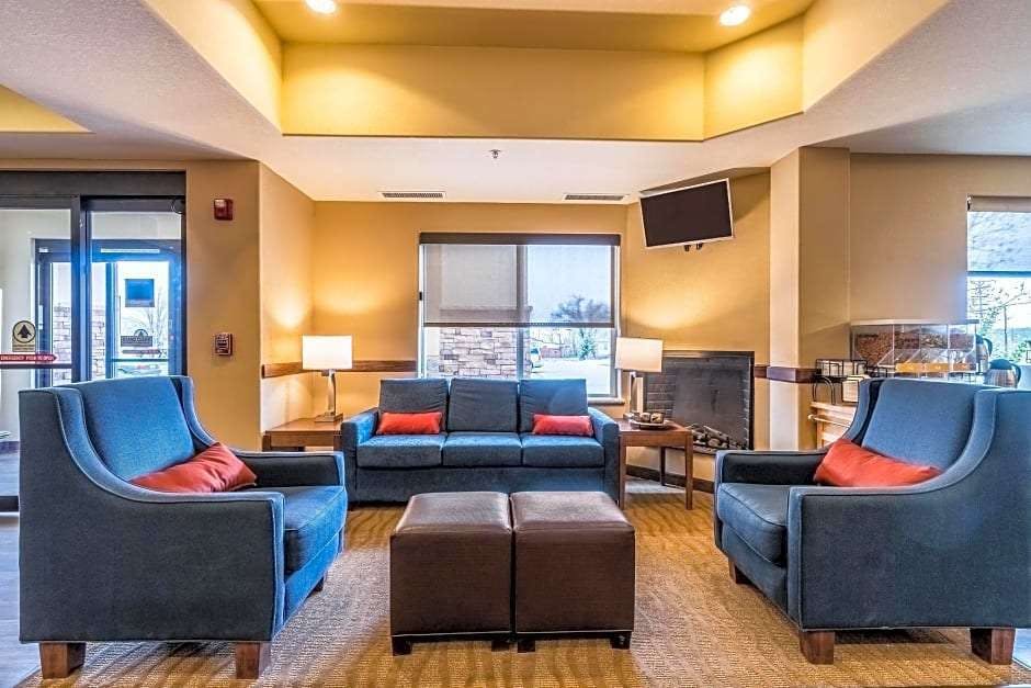 Hotel Comfort Inn and Suites Rifle photo 2