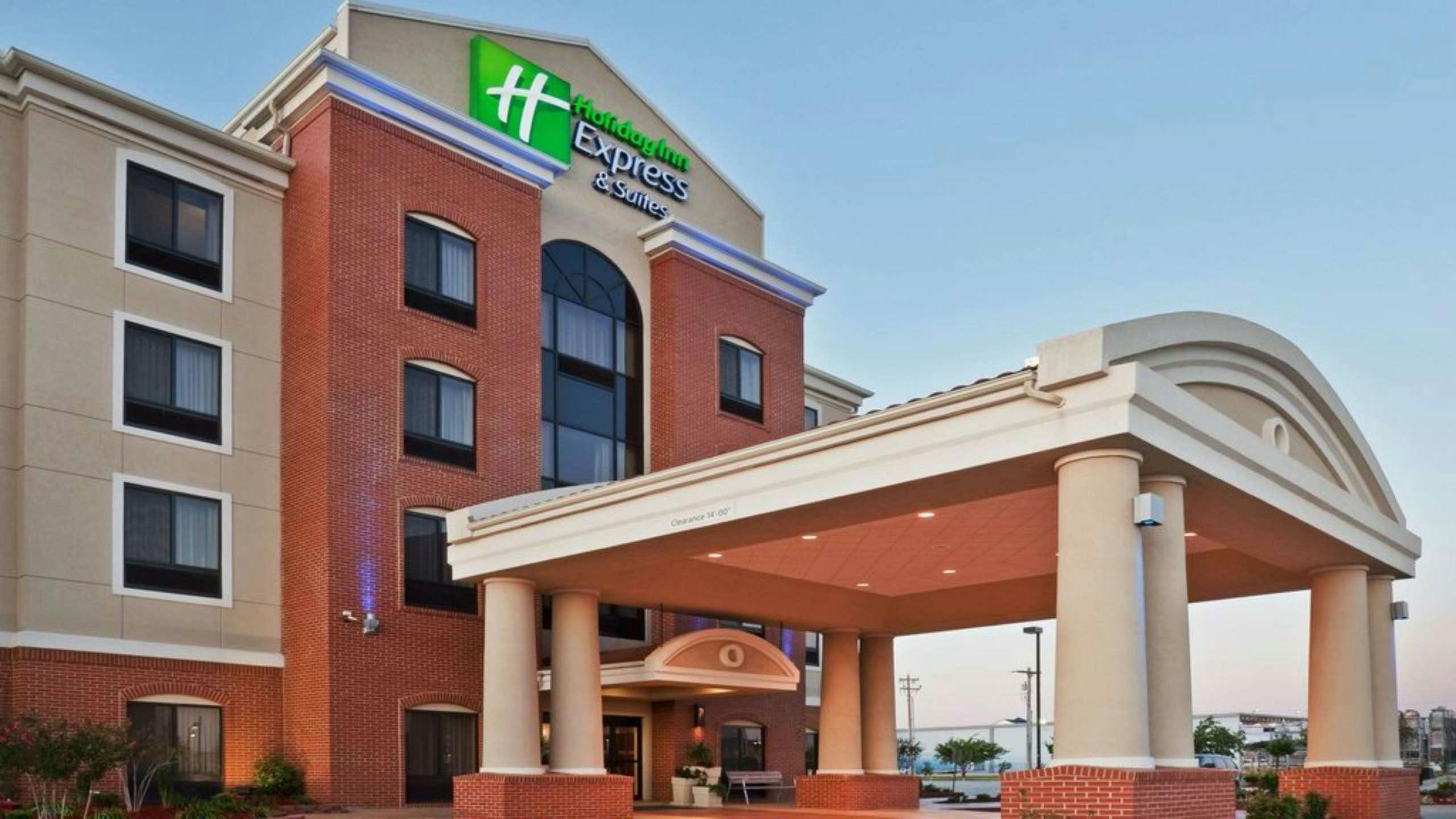 Holiday Inn Express Hotel & Suites Lubbock South