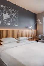 Hotel HYATT REGENCY PARIS ETOILE(EX Concorde La Fayette) photo 1