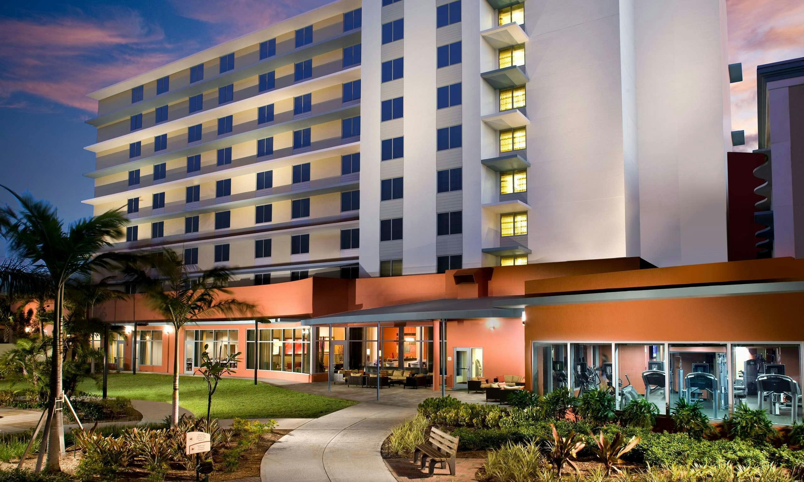 COURTYARD MIAMI AIRPORT SOUTH