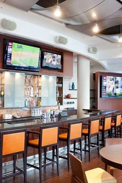 Hotel COURTYARD MIAMI AIRPORT SOUTH photo 3