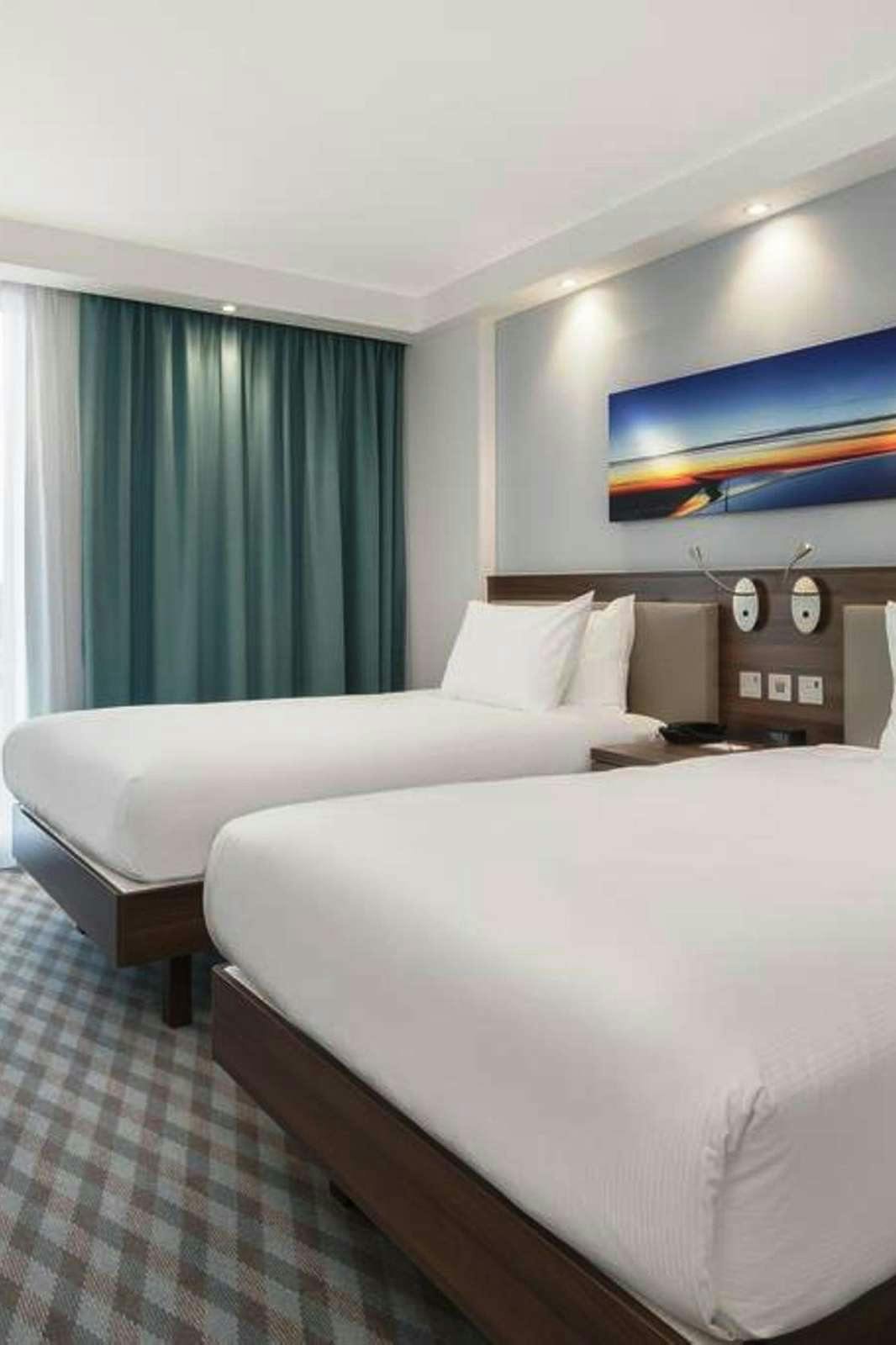 Hotel Hampton By Hilton London Stansted Airport photo 3