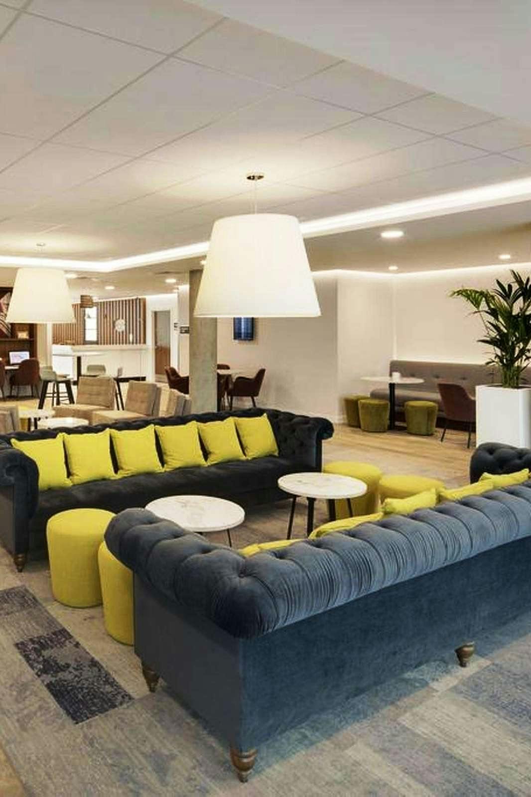 Hotel Hampton By Hilton London Stansted Airport photo 5