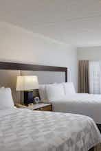 Hotel Holiday Inn Clark Newark Area photo 2