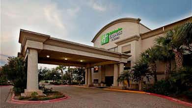 Hotel Holiday Inn Express Hotel & Suites Mission photo 3