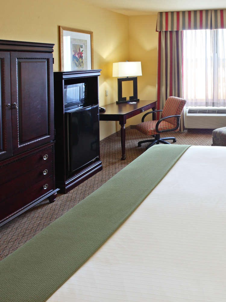 Hotel Holiday Inn Express Hotel & Suites Shreveport South Park Plaza photo 5