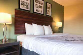 Hotel Spark by Hilton Shepherdsville Louisville South photo 1