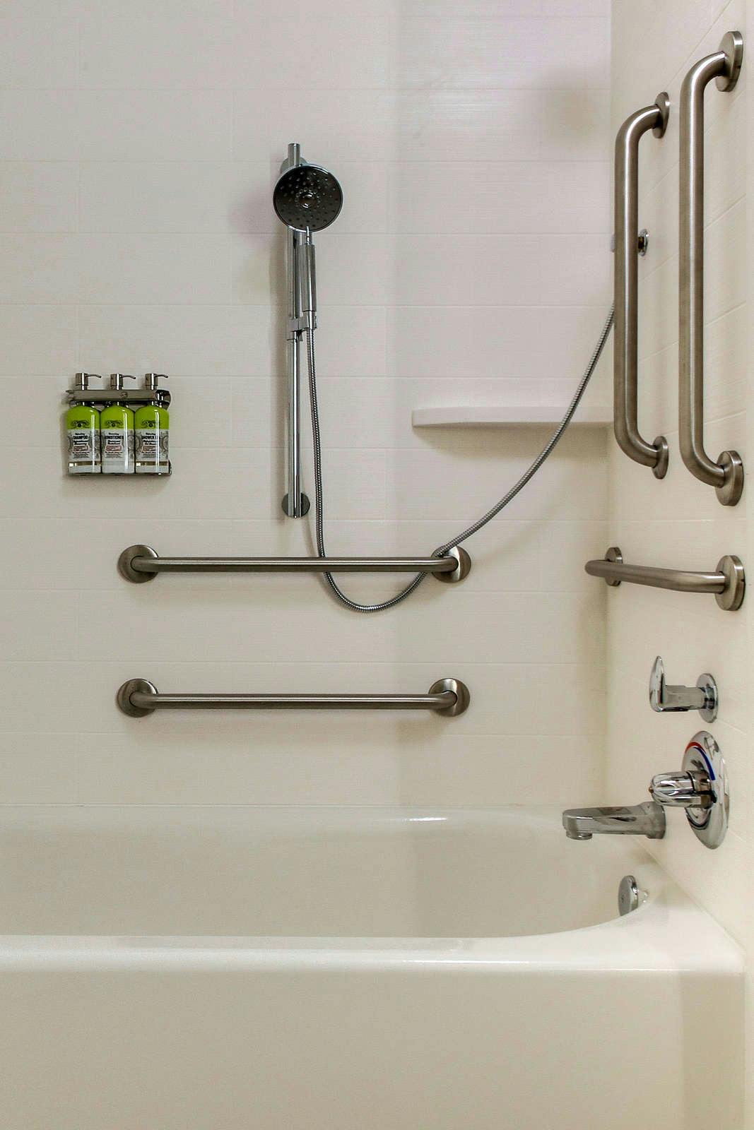 Hotel Holiday Inn Express & Suites Nashville Metrocenter Downtown photo 5