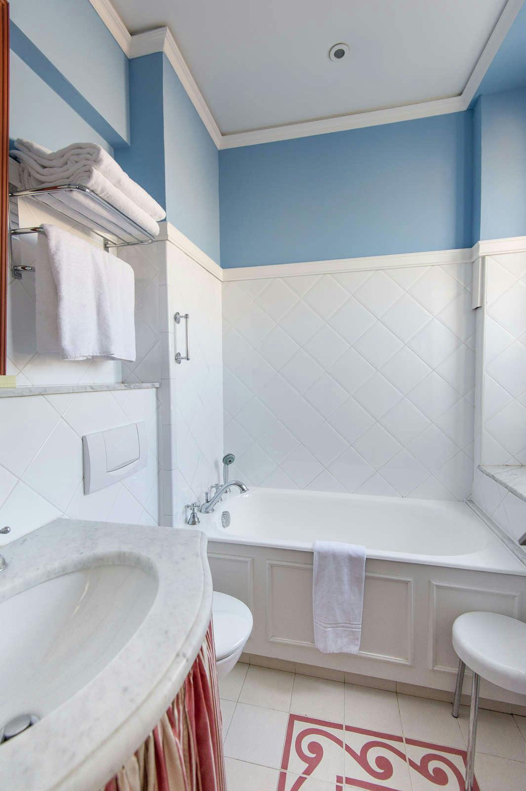 Hotel Hotel Splendid Cannes photo 2