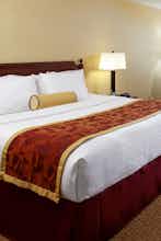 Hotel Clinton Inn Hotel & Event Center photo 2