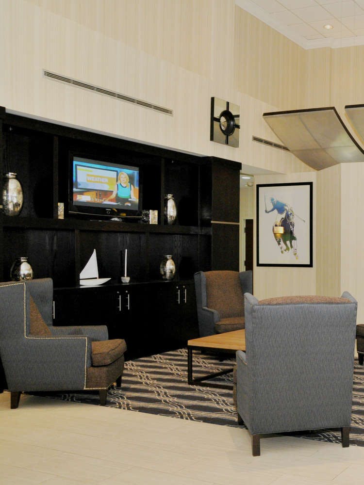 Hotel Holiday Inn Express & Suites Laurel photo 3