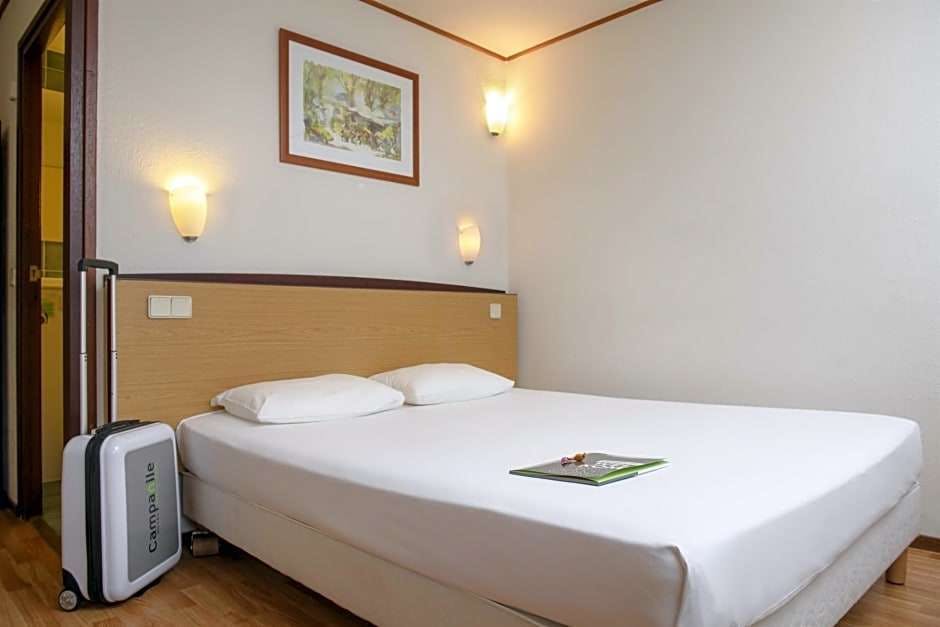 Hotel CAMPANILE GORINCHEM photo 2