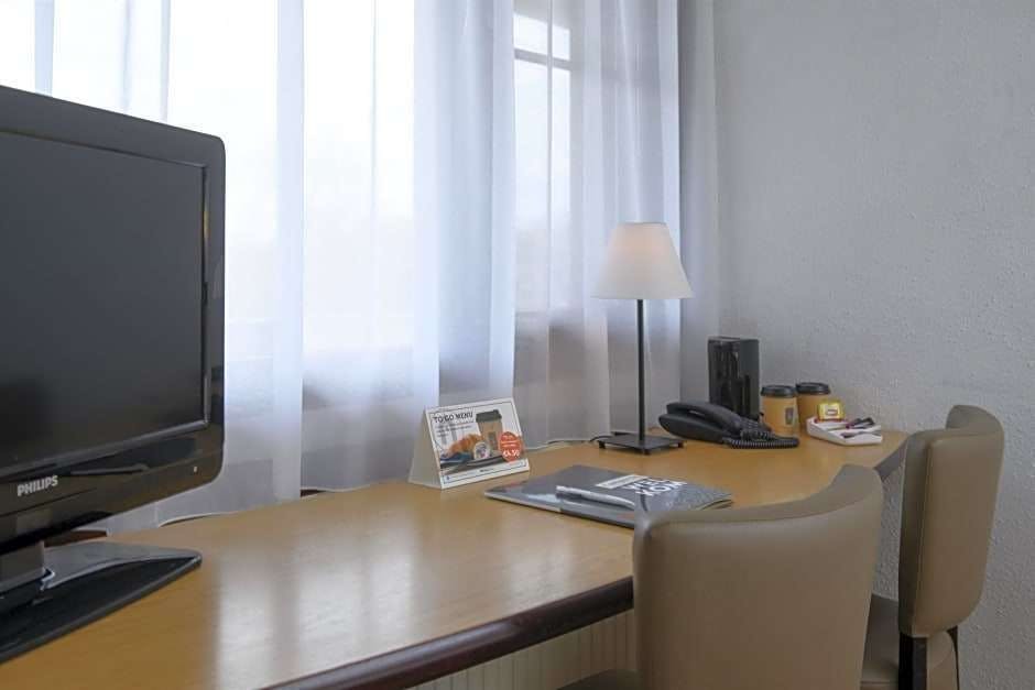 Hotel CAMPANILE GORINCHEM photo 3