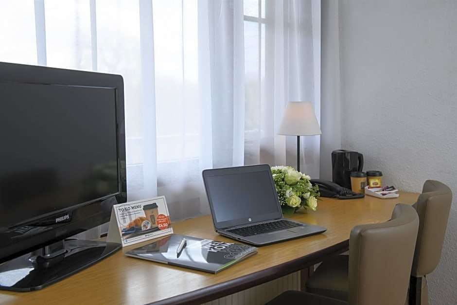 Hotel CAMPANILE GORINCHEM photo 4