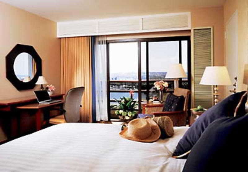 Hotel Marriott Marina del Rey photo 1