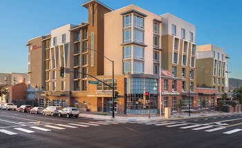 Hilton Garden Inn Burbank Downtown