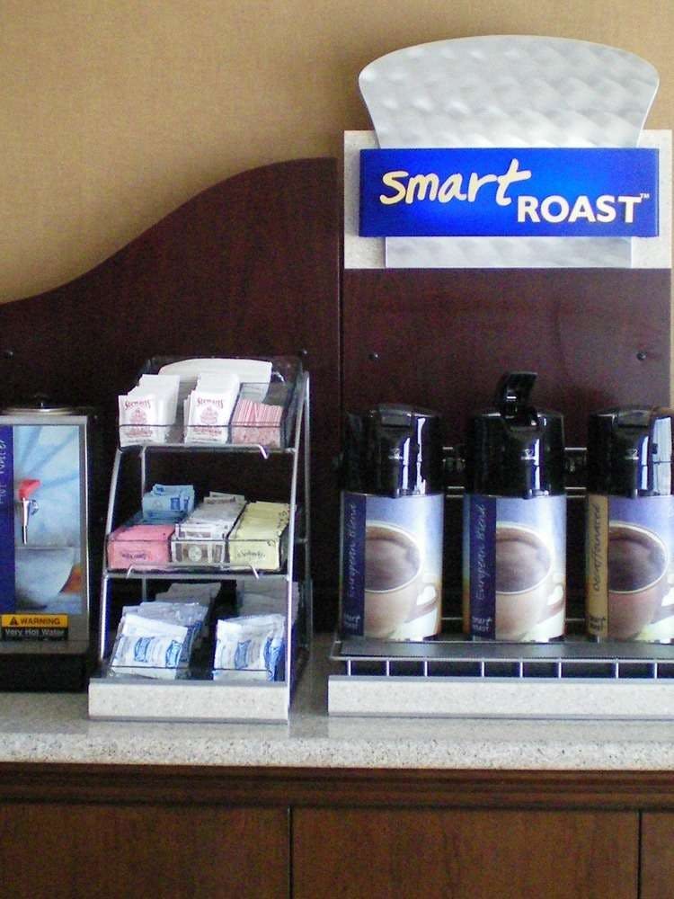 Hotel Holiday Inn Express Hotel & Suites San Antonio NW Seaworld photo 5