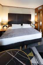 Hotel Goldstar Suites photo 3