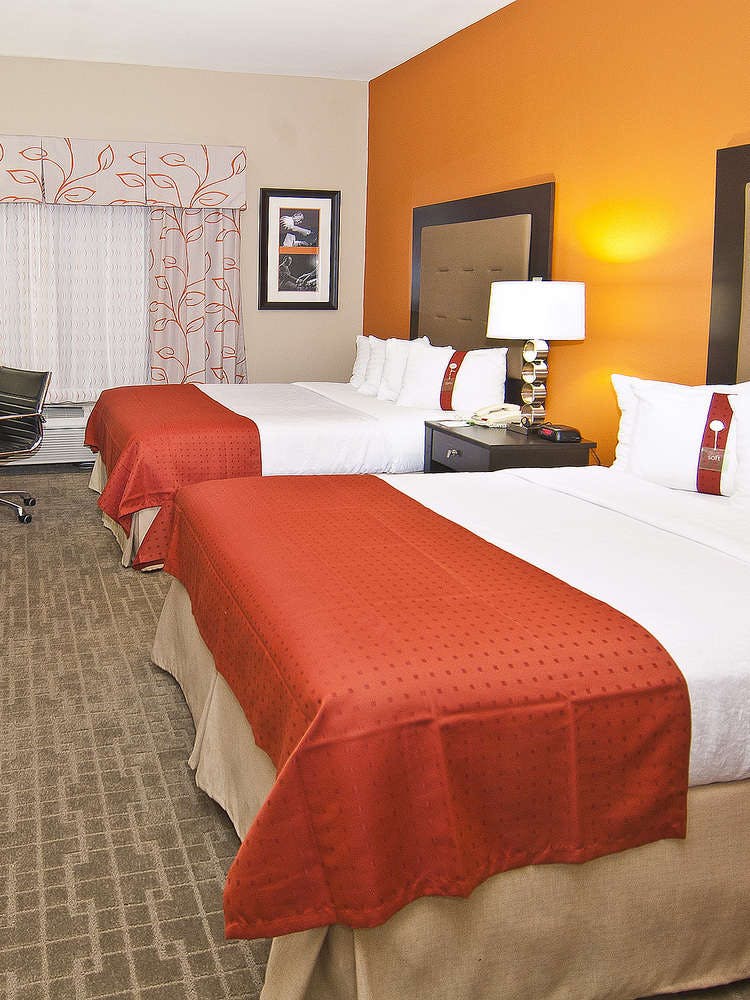 Holiday Inn Hotel Suites Slidell Louisiana Around Me