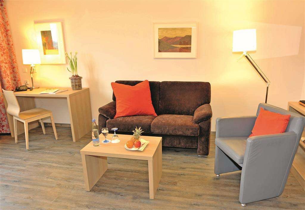 Hotel BEST WESTERN PLUS Hotel Vier Jahreszeiten photo 2