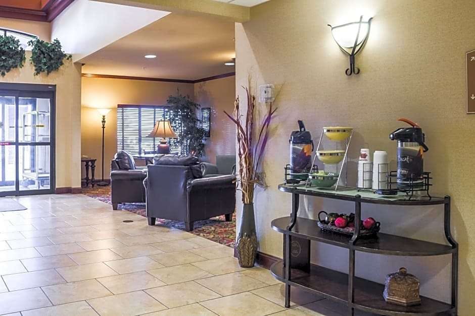 Hotel Clarion Pointe Sioux Falls Airport photo 2