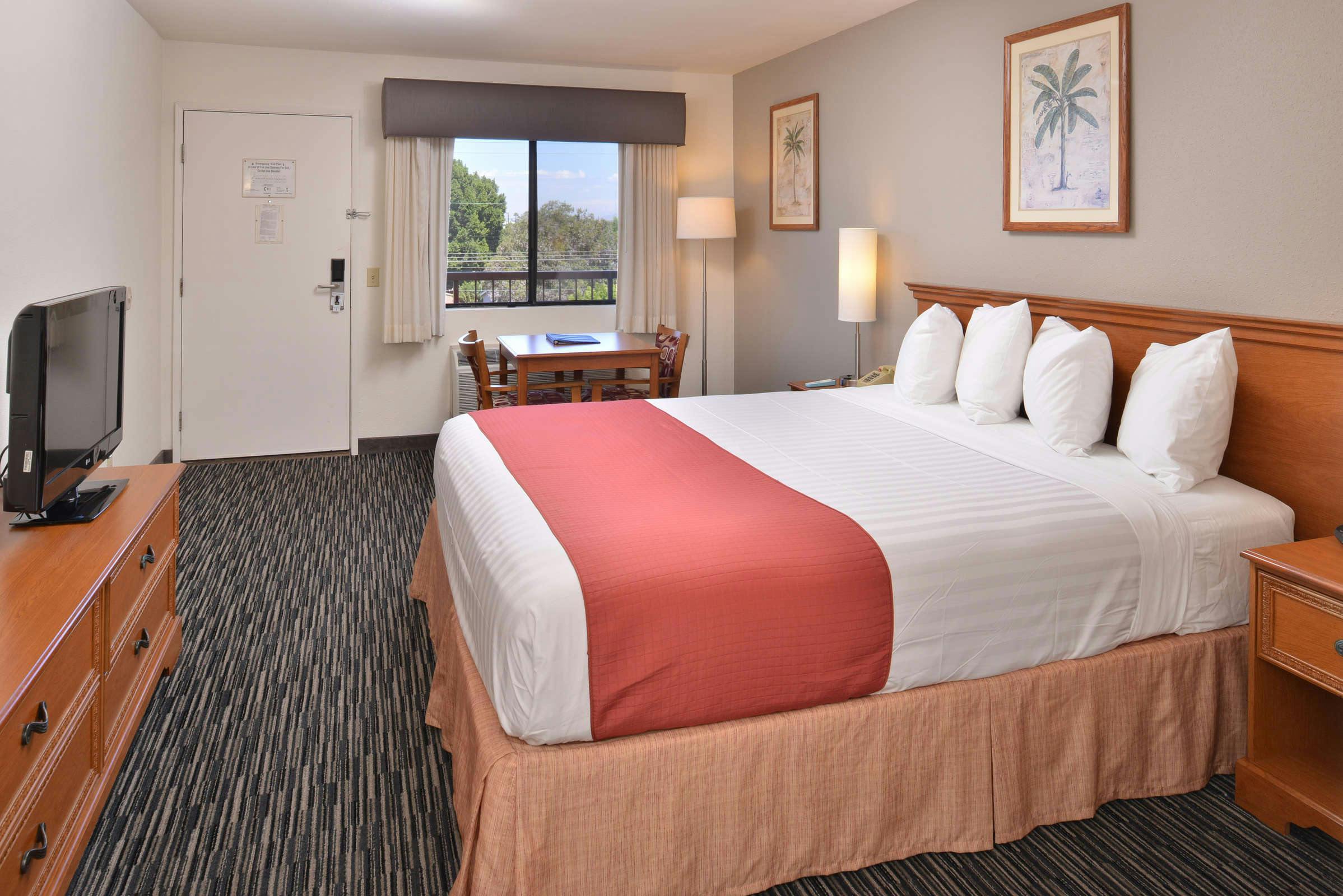 Hotel Pleasant Inn photo 3