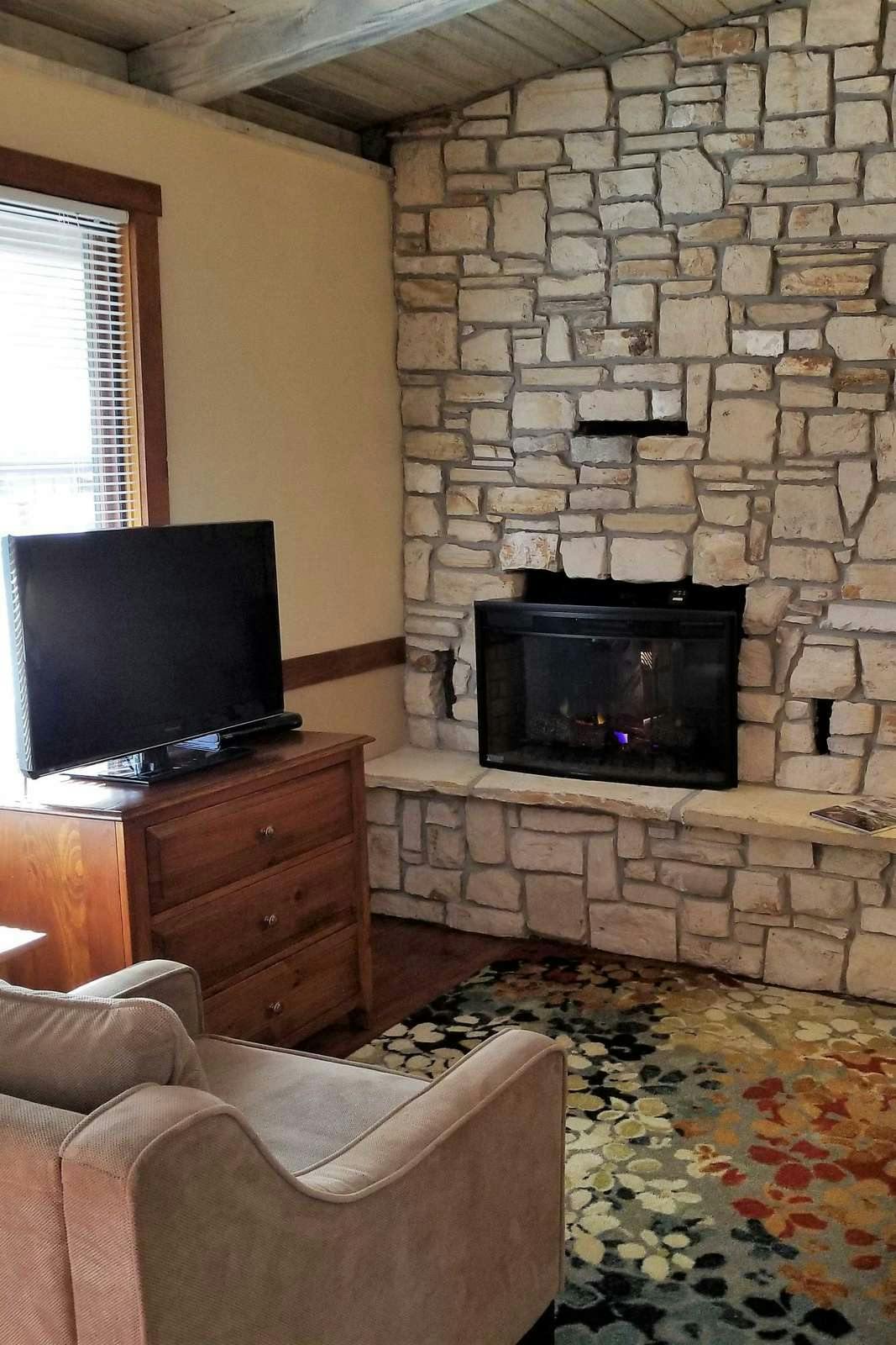 Hotel Carmel Valley Lodge photo 5