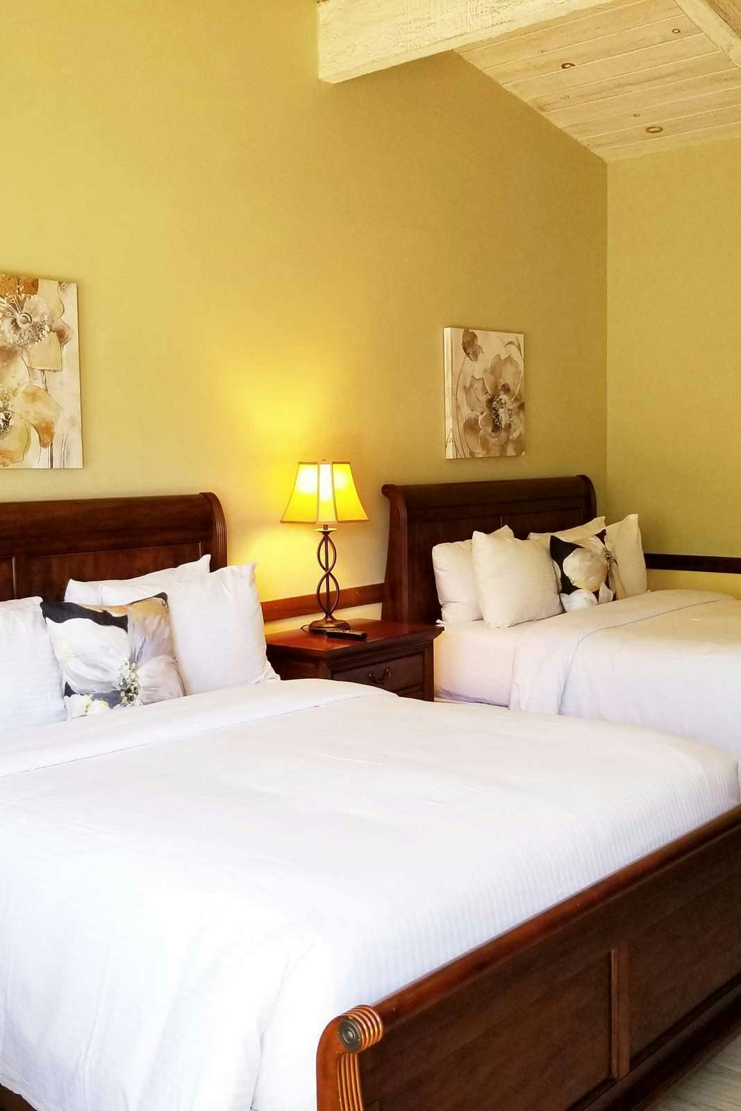 Hotel Carmel Valley Lodge photo 2