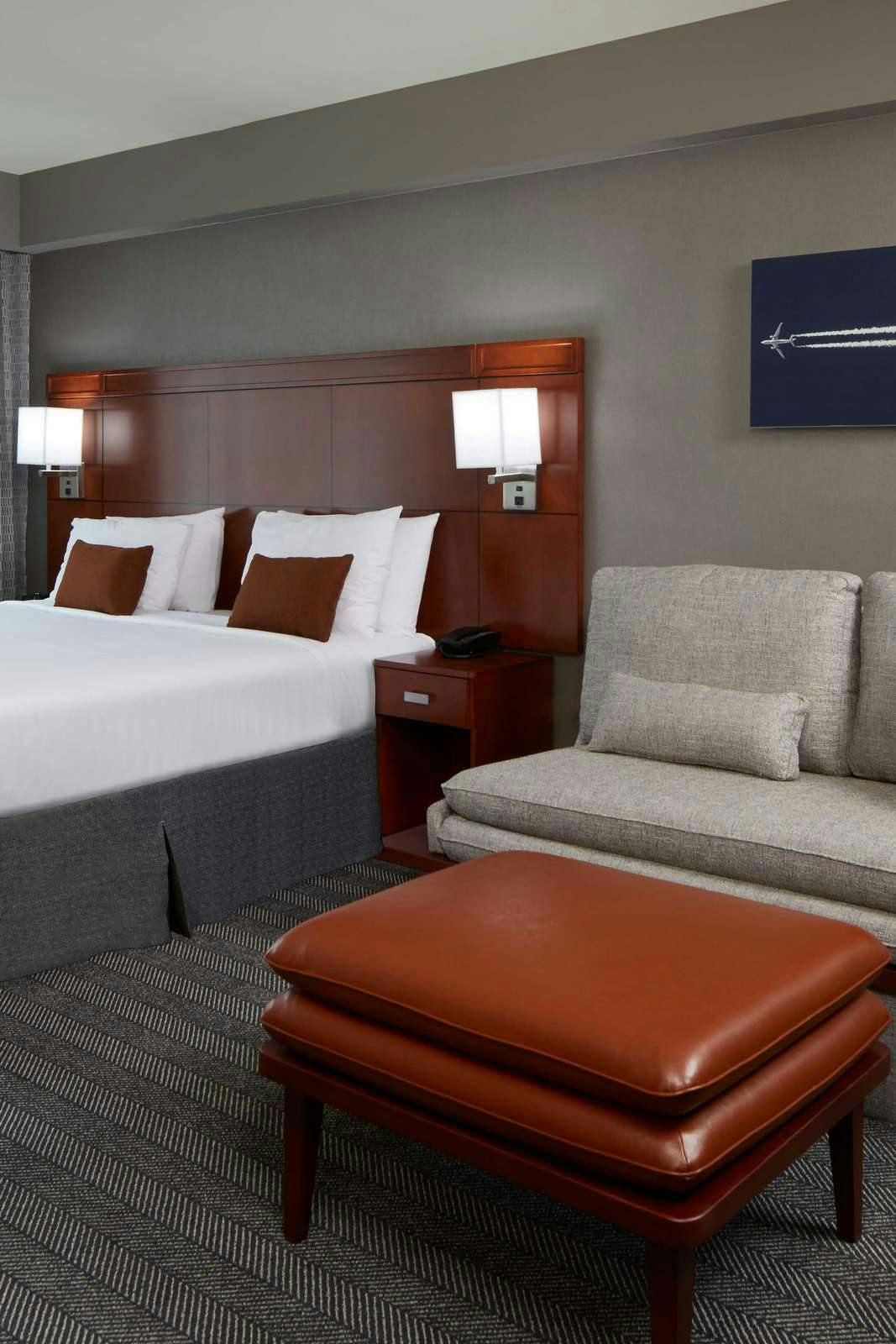 Hotel Courtyard by Marriott Los Angeles LAX/Century Boulevard photo 2