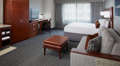 Courtyard by Marriott Los Angeles LAX/Century Boulevard