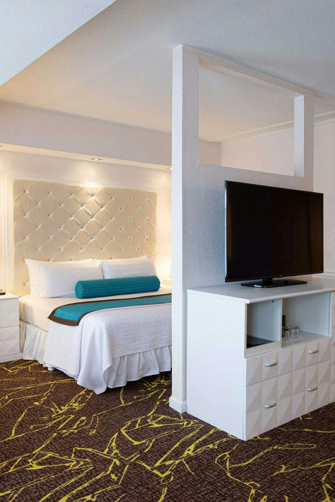 Hotel The Roslyn, Tapestry Collection by Hilton photo 1