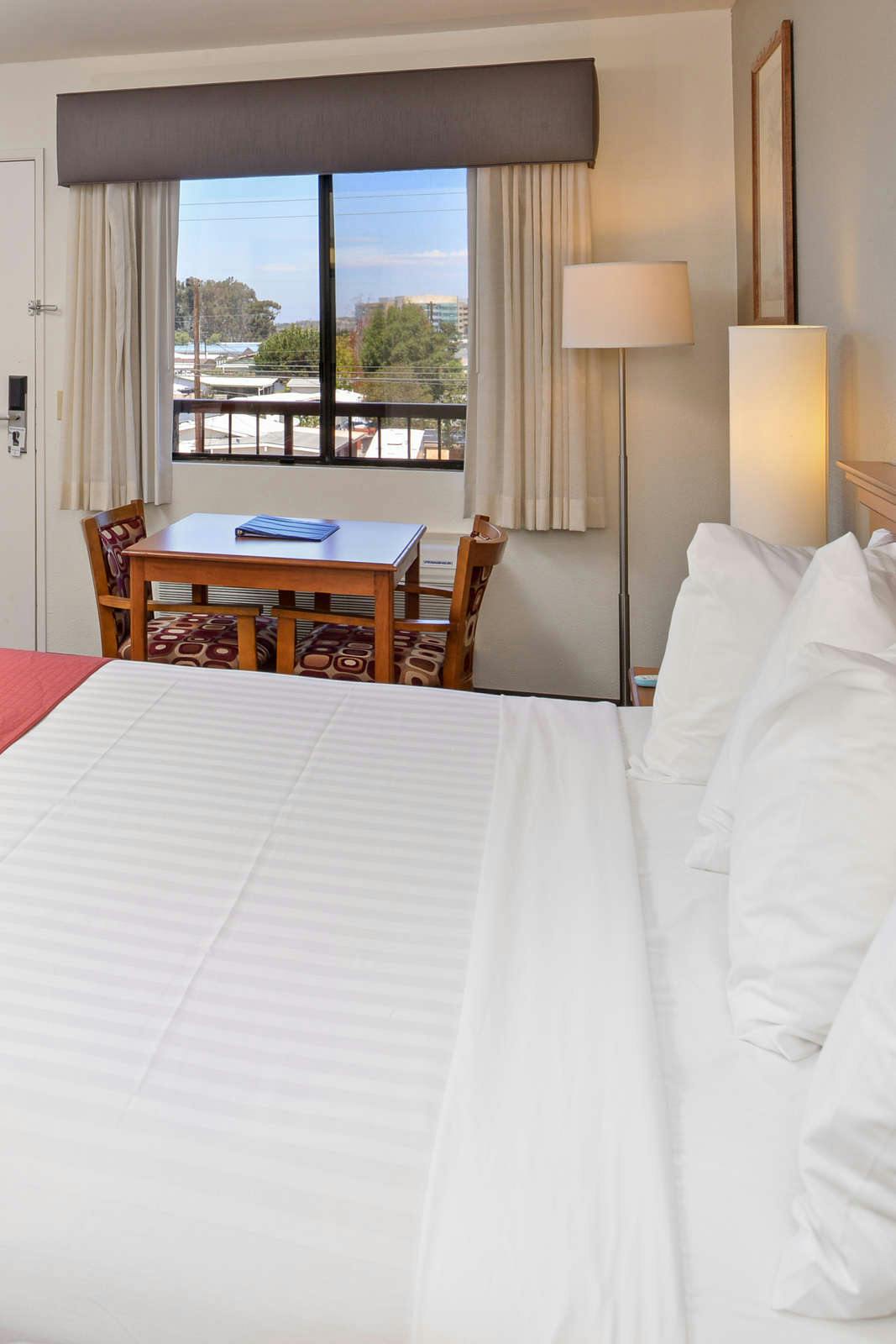 Hotel Pleasant Inn photo 3