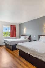 Hotel Americas Best Value Inn Knoxville East photo 3