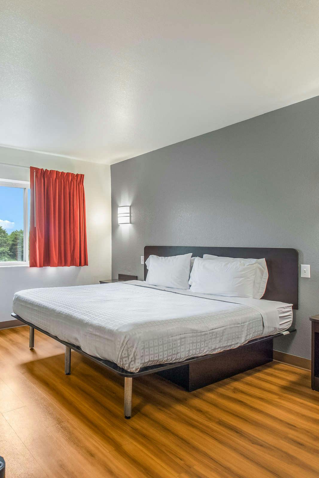 Hotel Americas Best Value Inn Knoxville East photo 1