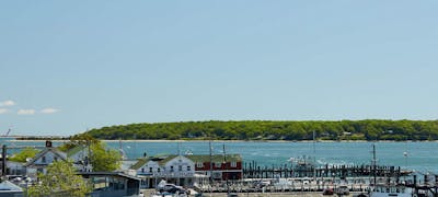 The Harbor Front Inn