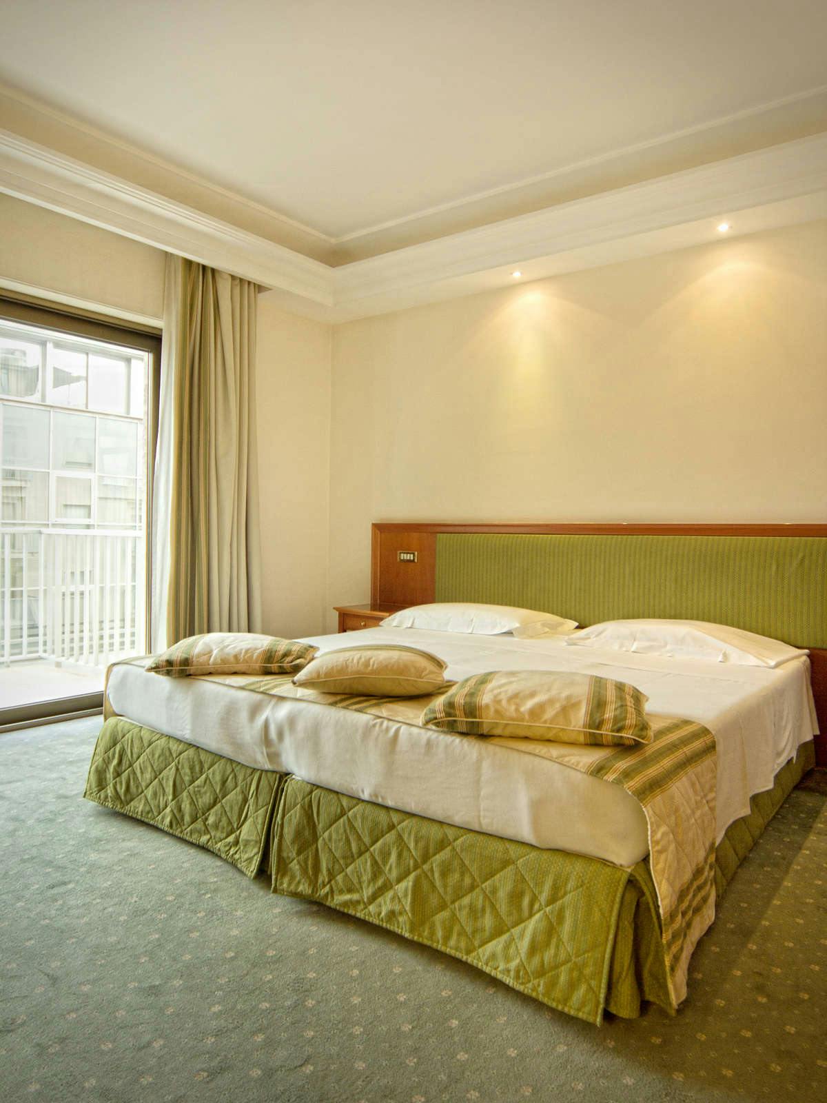 Hotel Royal Continental photo 5