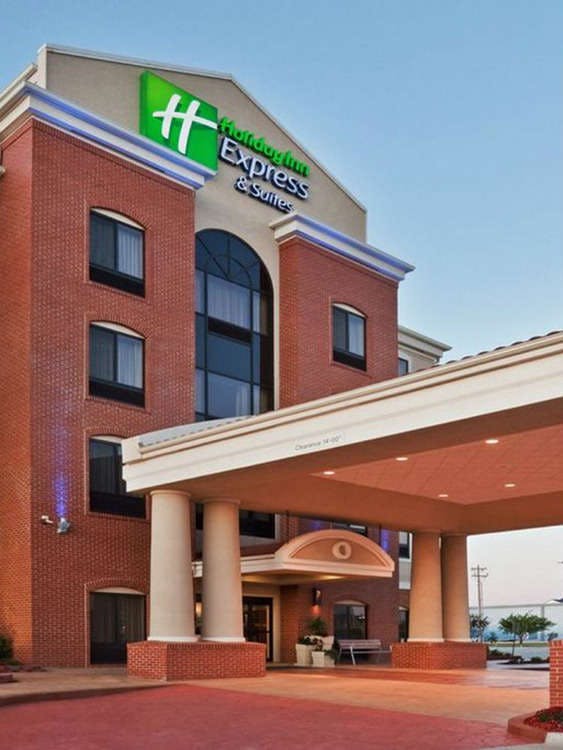 Hotel Holiday Inn Express Hotel & Suites San Antonio SE AT&T Center photo 5