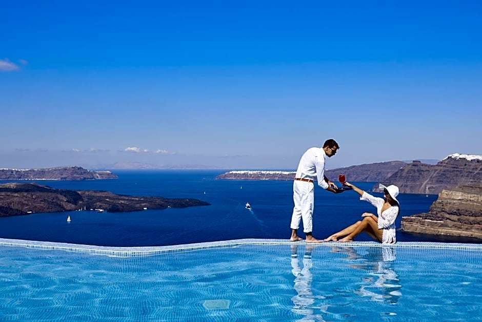 Suites of the Gods Cave Spa