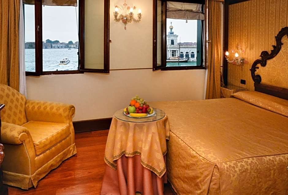 Hotel Hotel Monaco & Grand Canal photo 2