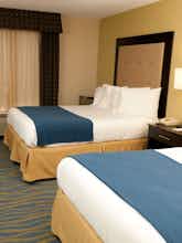 Hotel Holiday Inn Express Hotel & Suites Bloomington City Center photo 2