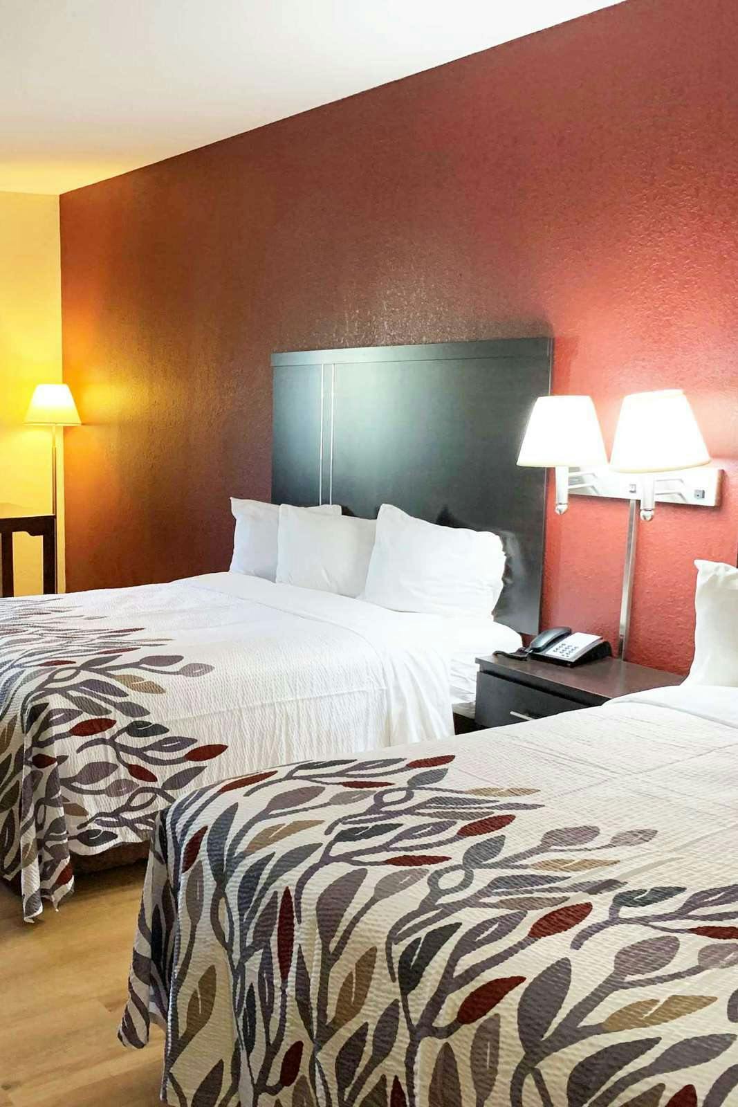 Hotel Red Roof Inn Fort Worth – Saginaw photo 2